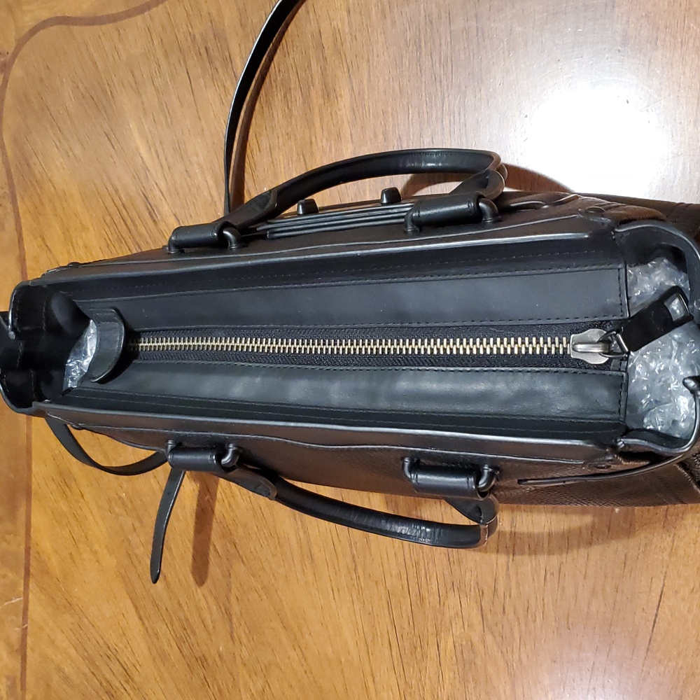 Coach Swagger 27 All Black Bag - Picture 10 of 15